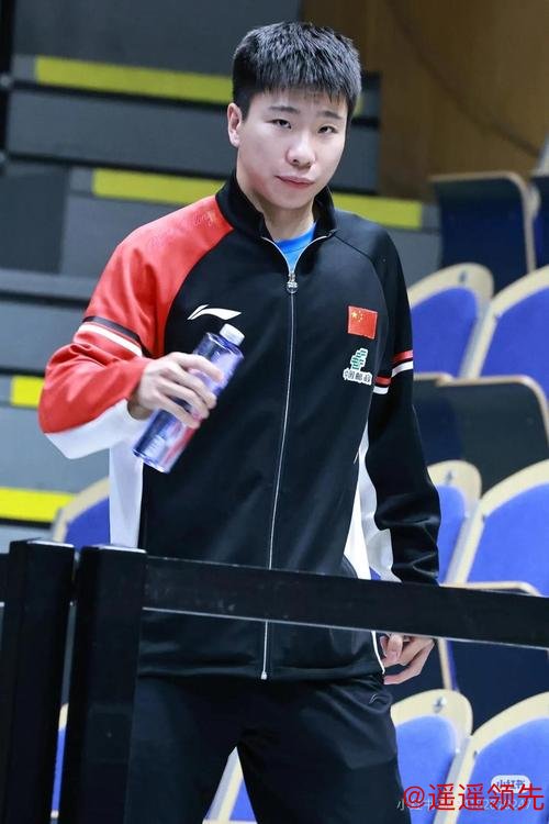 国乒再折新星！2023年世界冠军徐瑛彬遗憾出局，薛飞遭遇连败无缘16强